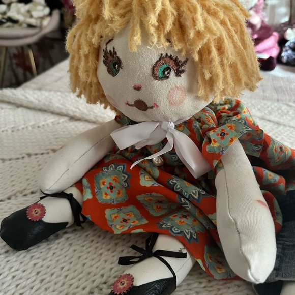 Charming Rag Doll - Picture 4 of 6